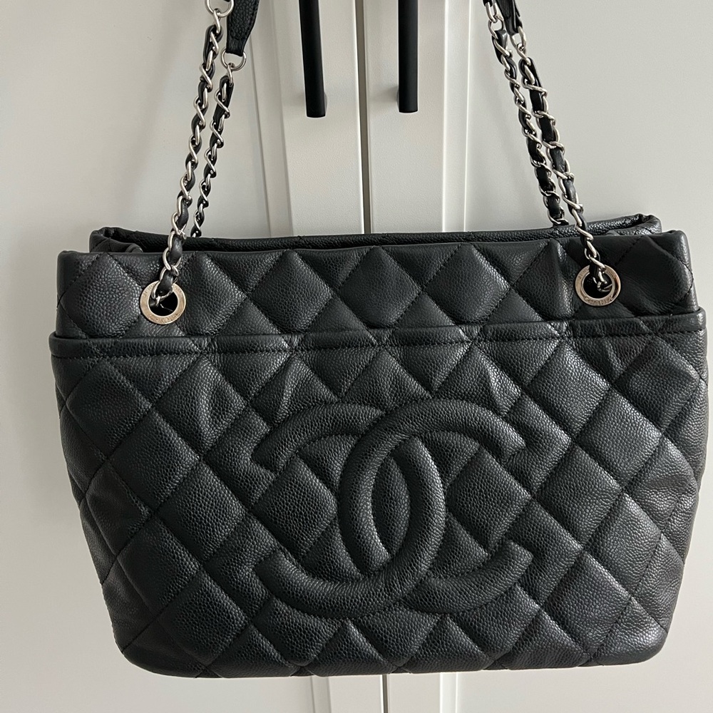 Chanel caviar timeless tote